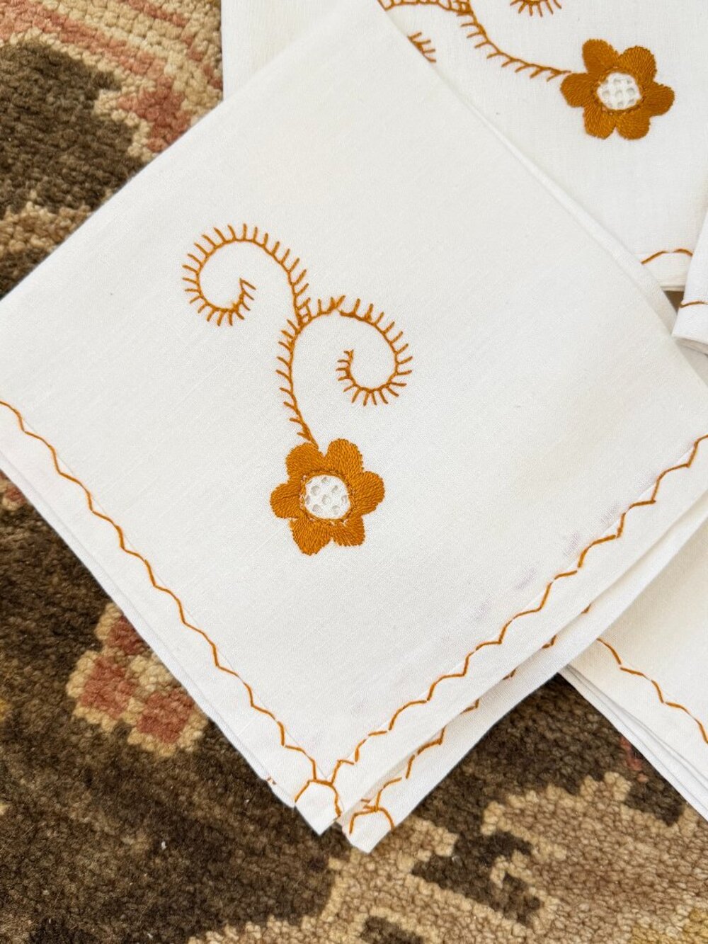 Vintage  Viana de Castelo Portugal Linen Napkins Hand Embroidered NEW